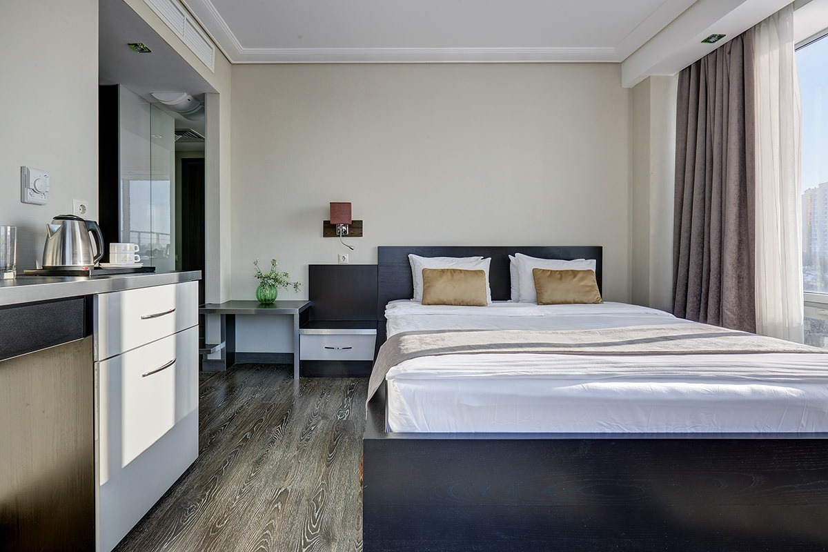 Отель «Астро Плаза» 4*